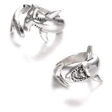 anillos de plata con tiburones